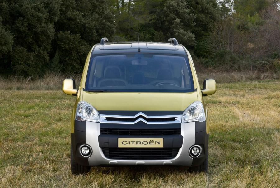  Citroen Berlingo 2009 года  (фото 56 из 72)